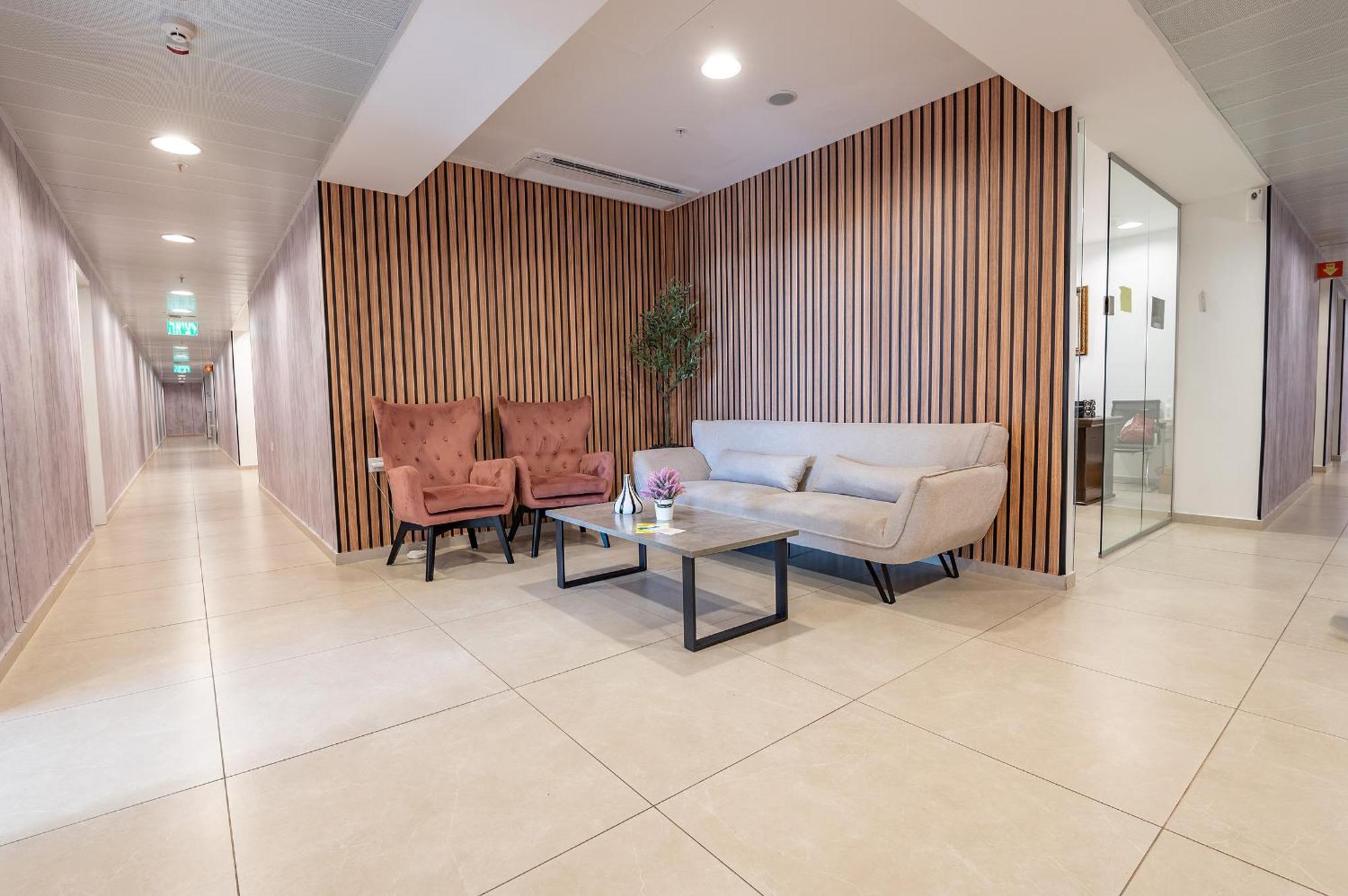 Hi-Yam Seaview Apartments & Suites - יש ממ"ד Bat Yam Buitenkant foto