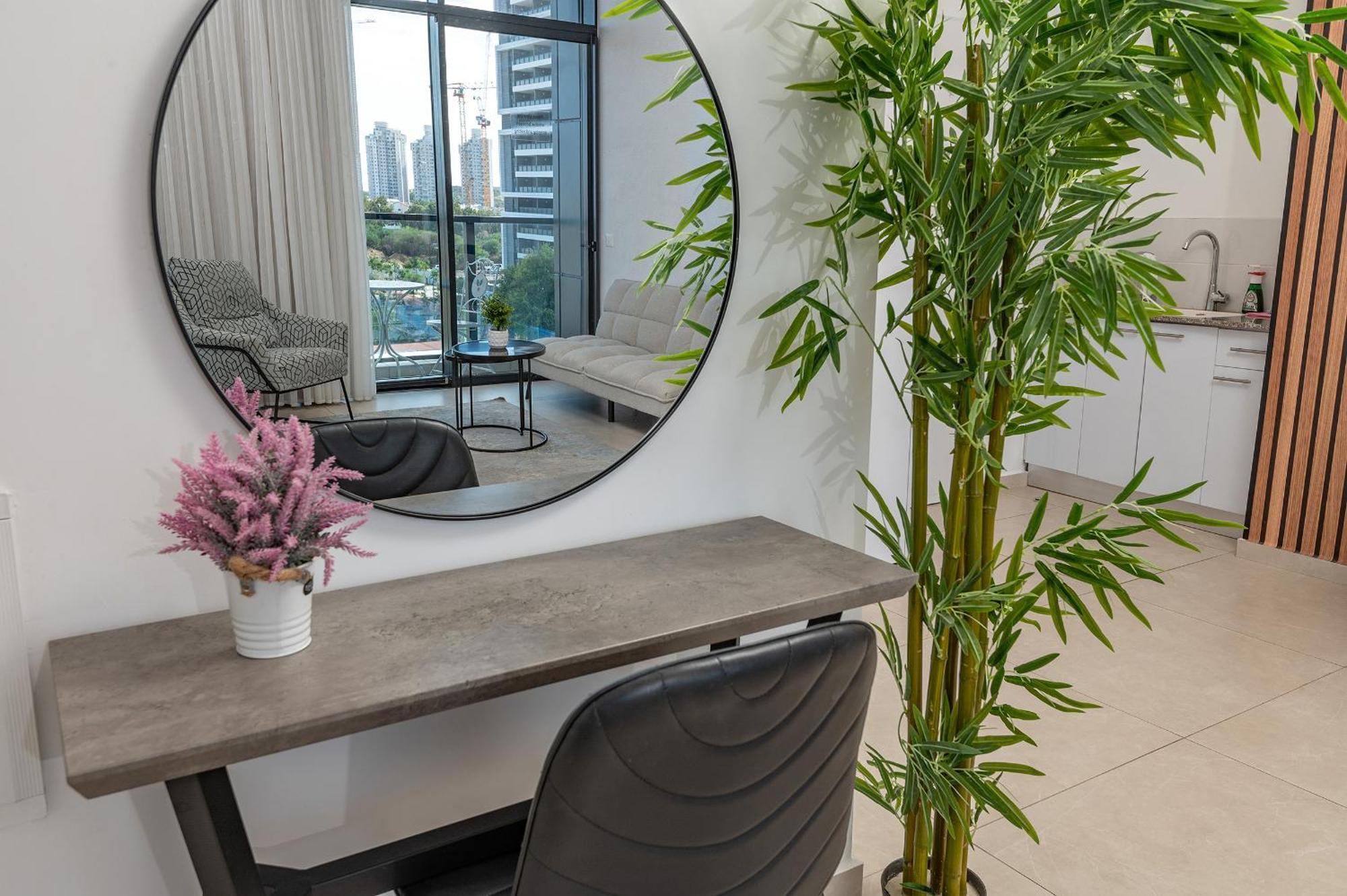 Hi-Yam Seaview Apartments & Suites - יש ממ"ד Bat Yam Kamer foto
