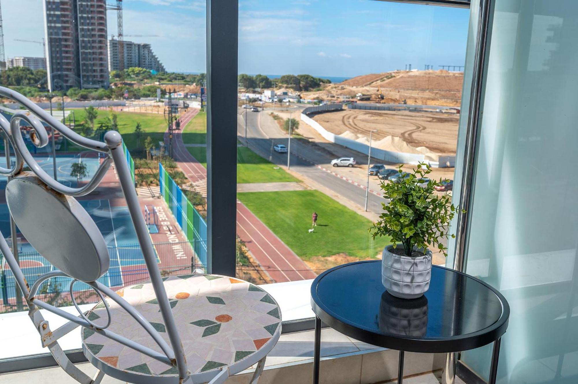 Hi-Yam Seaview Apartments & Suites - יש ממ"ד Bat Yam Kamer foto