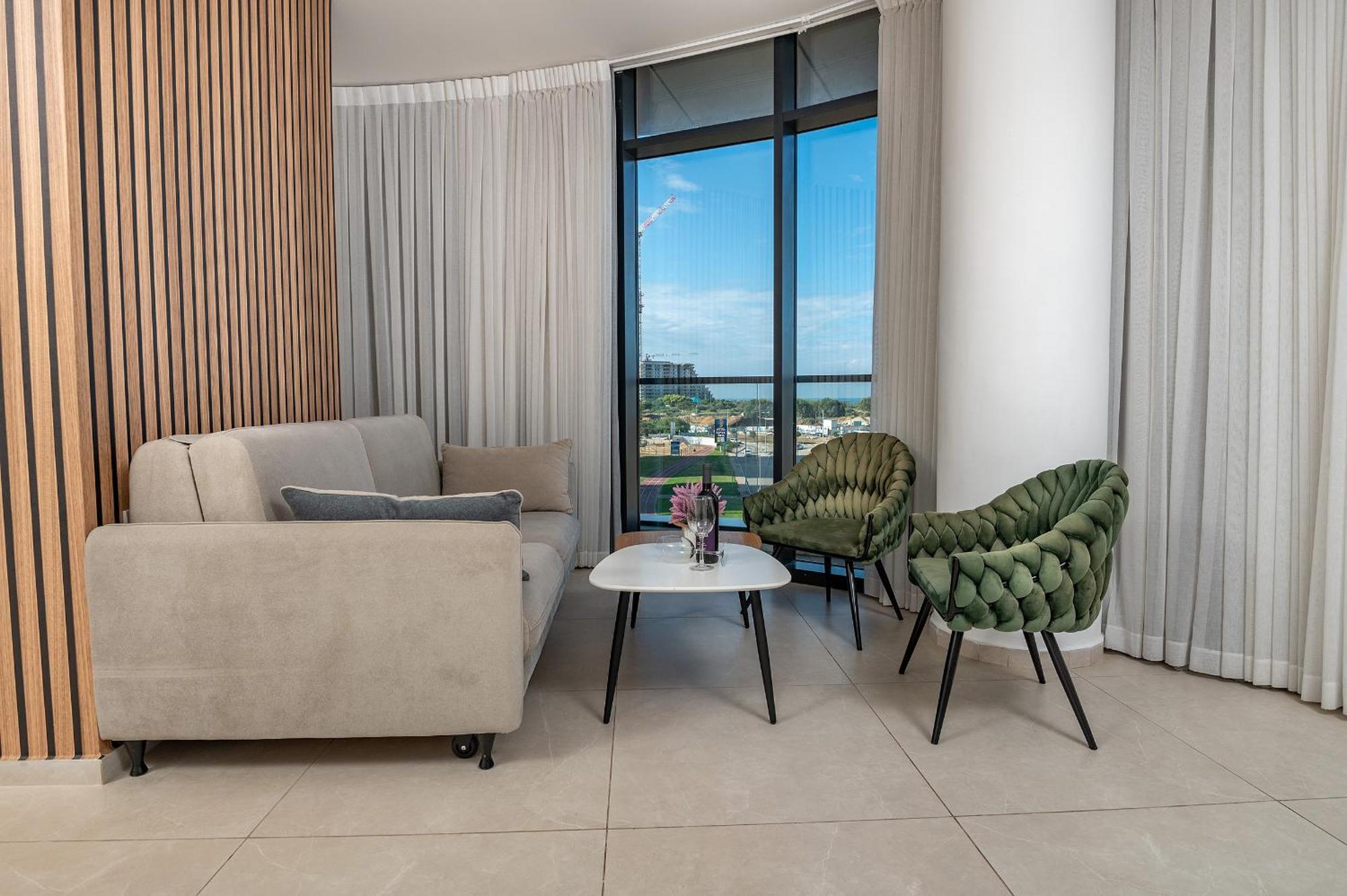 Hi-Yam Seaview Apartments & Suites - יש ממ"ד Bat Yam Kamer foto
